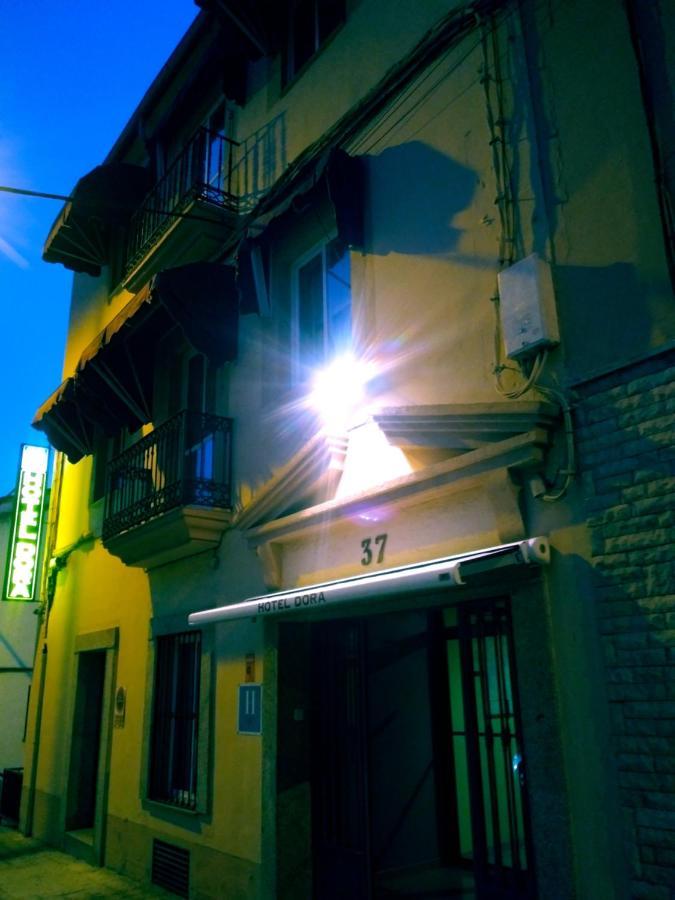Hotel Dora Plasencia Kültér fotó