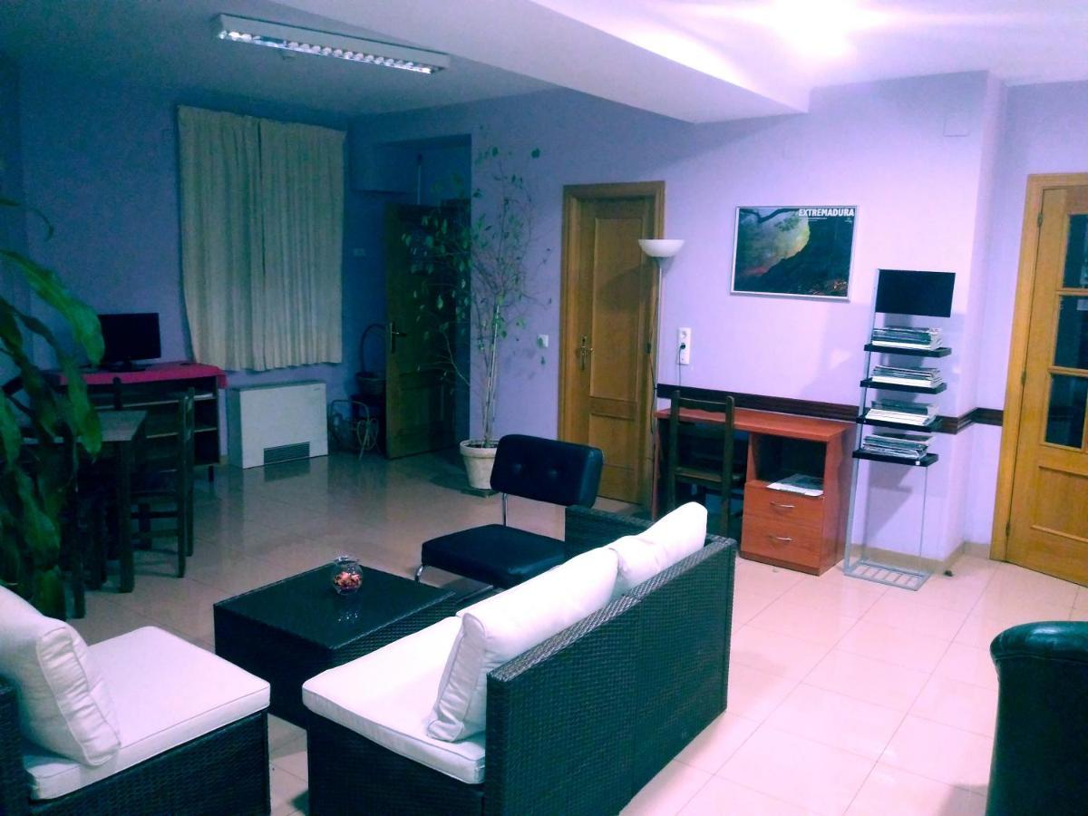 Hotel Dora Plasencia Kültér fotó
