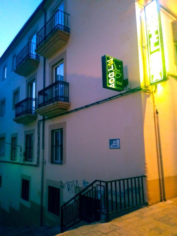 Hotel Dora Plasencia Kültér fotó
