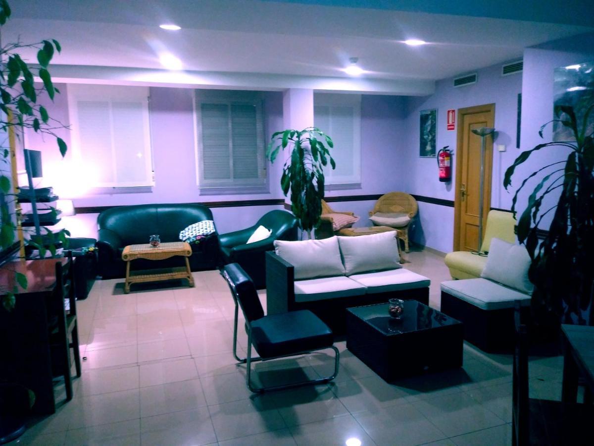 Hotel Dora Plasencia Kültér fotó