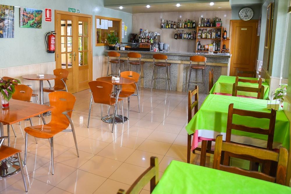 Hotel Dora Plasencia Kültér fotó