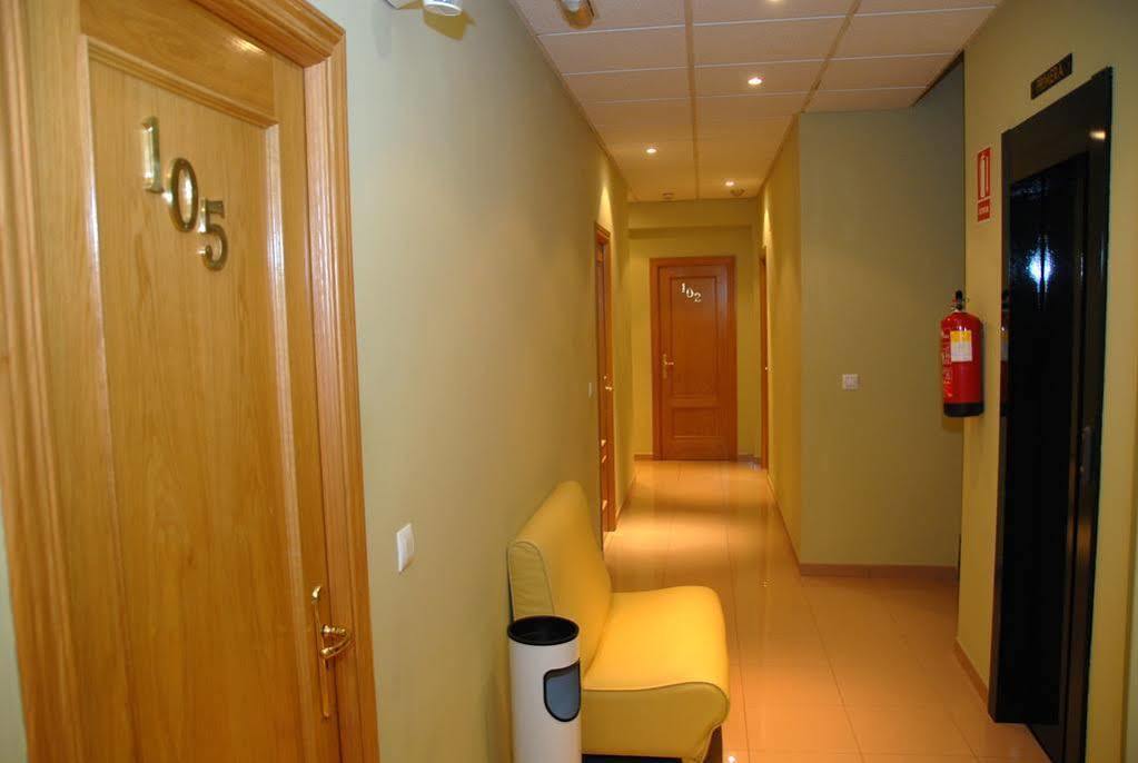 Hotel Dora Plasencia Kültér fotó