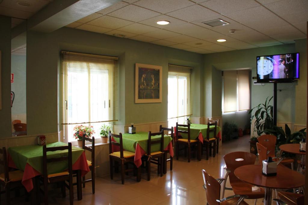 Hotel Dora Plasencia Kültér fotó