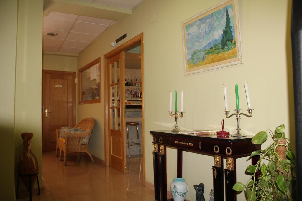 Hotel Dora Plasencia Kültér fotó